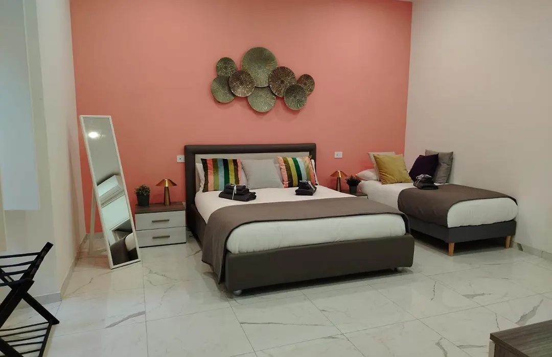 Emma And Livia'S Vatican Suite 1-1